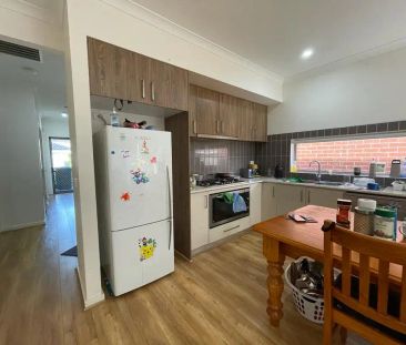 “Stylish Family Home in the Heart of Upper Point Cook” - Photo 3