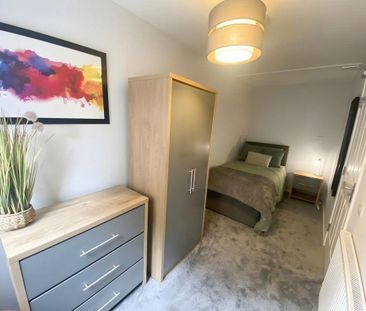 1 bedroom in a house share to rent - Photo 6