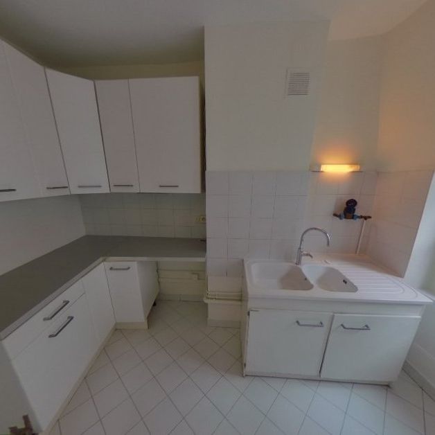 APPARTEMENT T5 A LOUER - Photo 1