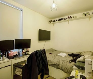 3 Bed Flat, Hardford Street, E1 - Photo 6