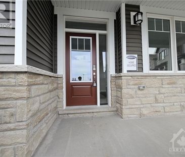 82 GREEN ASH AVENUE - Photo 2