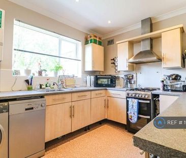 4 bedroom maisonette to rent - Photo 5