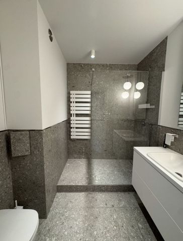 Elegancki apartament blisko metra 100 m² - Фото 4
