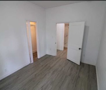 For Lease - 253 Douro Street Unit# 251 upper, Stratford, Ontario - Photo 5