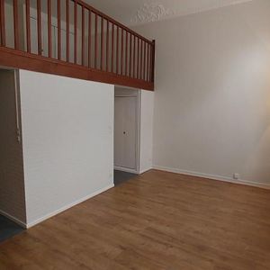 Location Appartement 1 pièce 39m² LILLE 59000 - Photo 2