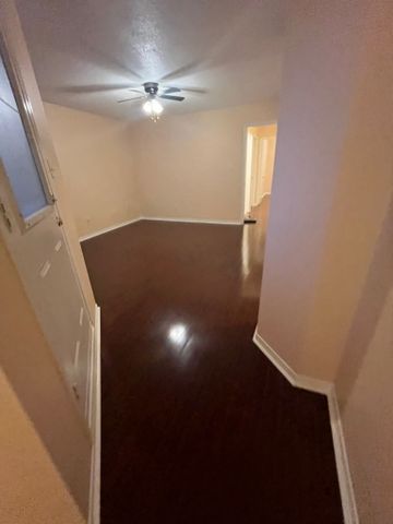 For Lease - 5107 Lampman Avenue, Burlington, Ontario - Photo 2