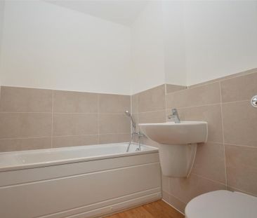 3 bedroom house to rent - Photo 6