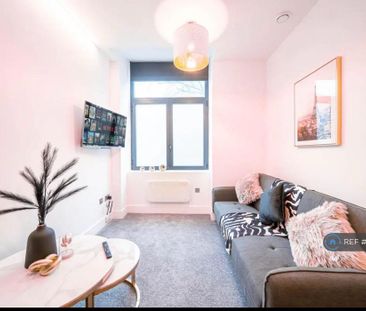 2 bedroom maisonette to rent - Photo 2