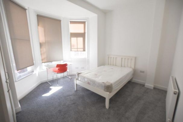 5 bedroom apartment to rent - Photo 1