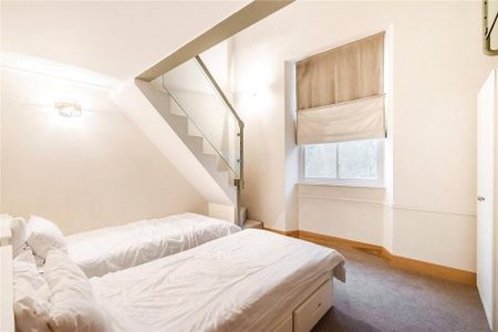 3 bedroom flat to rent - Photo 2