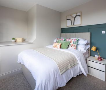 1 bedroom in a flat share to rent - Photo 5
