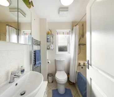 3 bedroom semi-detached house to rent - Photo 3