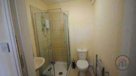 6 bedroom house to rent - Photo 3