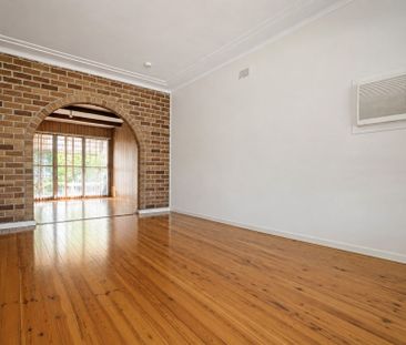3 Bedroom House!! - Photo 2