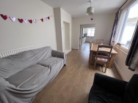 6 bedroom house share to rent - Photo 2