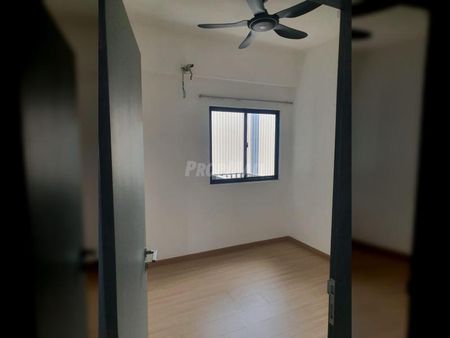PANGSAPURI ARINNA CONDOMINIUM FOR RENTAL AT PERSIARAAN KEMUNING PRIMA, SEKSYEN 30 - Photo 4