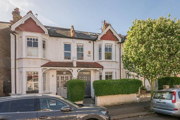4 bedroom house to rent - Photo 1