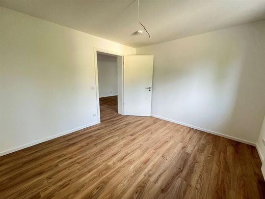 Neuwertige 3-Zimmer-Wohnung mit Südwestbalkon + TG-Stellplatz! Stadtnah + grün! - Foto 1