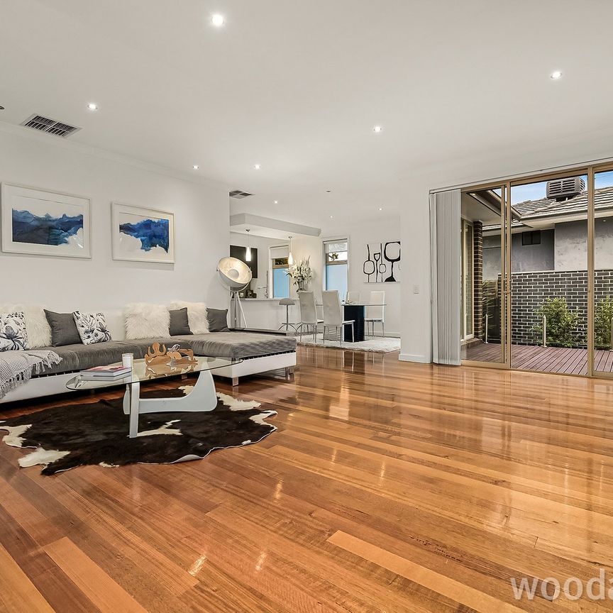 Modern Single-Level Home with Street Frontage in Doncaster East - Photo 1