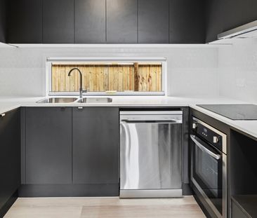 Redbank Plains - Photo 6