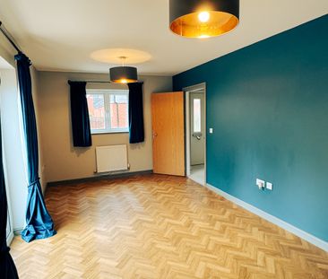 Vernon Crescent, Exeter, EX2 - Photo 1
