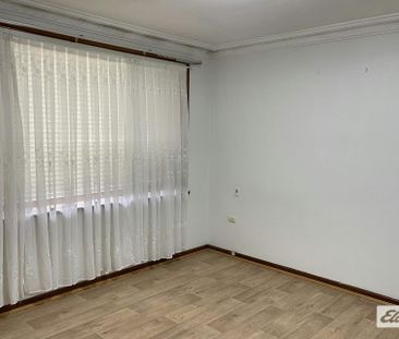 Front Brick House close to all amenities ready for rent. - Photo 3