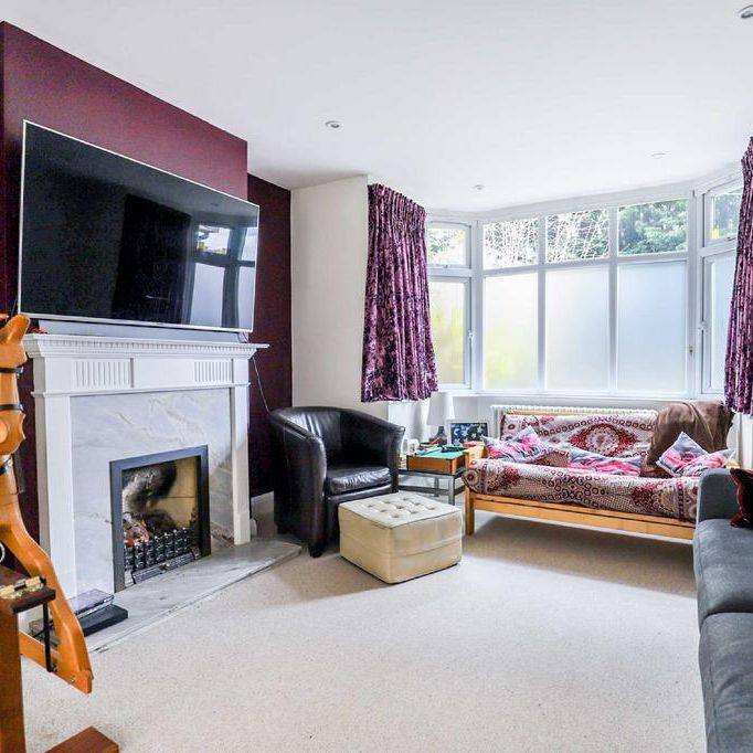 4 bedroom semi-detached house to rent - Photo 1