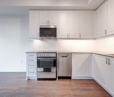 For Lease - 2343 Khalsa Gate Unit# 635, Oakville, Ontario - Photo 2