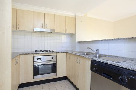 34/21 Norton Street, Leichhardt NSW 2040 - Apartment For Rent | Domain - Photo 2