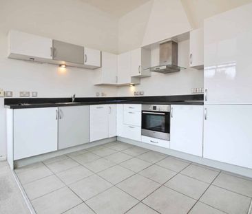 The Old School Euclid Street, Swindon, Swindon, SN1 - Photo 6