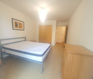 1 Bed Flat, Highfield Close, SE13 - Photo 3
