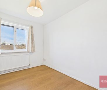 3 bedroom flat to rent - Photo 6