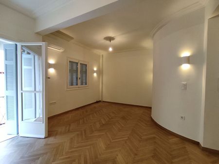 Διαμέρισμα για ενοικίαση Μουσείο (Εξάρχεια - Νεάπολη) - Photo 2
