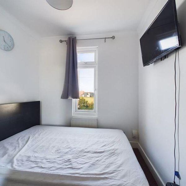 1 bedroom property to rent - Photo 1