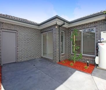 Charming 1-Bedroom Home in Thomastown - Photo 3