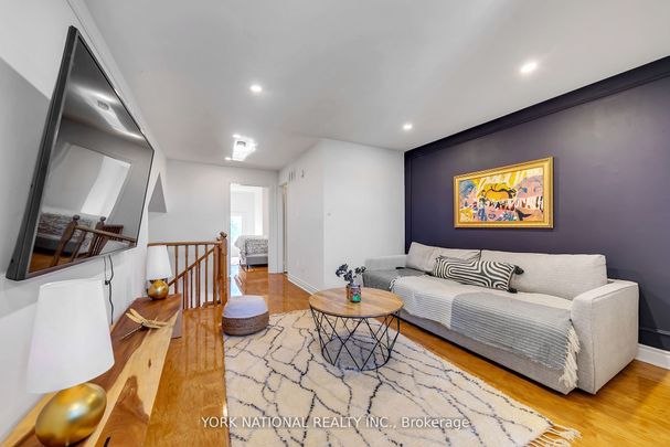 For Lease - 12 Loring Doolittle Court Unit# 12, Aurora, Ontario - Photo 1