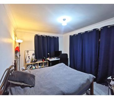 3-bedroom shared townhouse, Osborne St - Photo 1