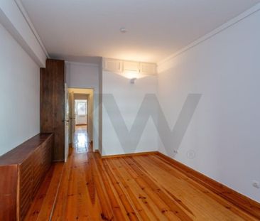 3 room luxury Flat for rent in Campolide, Lisbon - Photo 2