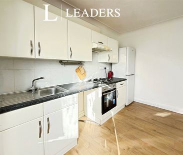 apartment to rent Florence Road, Bournemouth, Dorset, BH5 - Photo 4