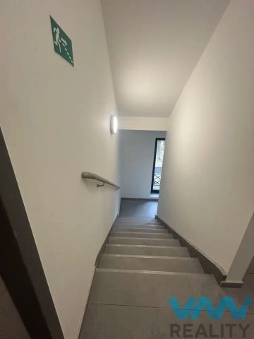 Pronájem bytu 2+kk, 43 m - Fotografie 3