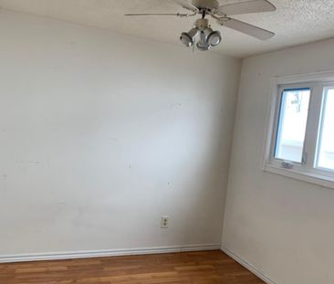 For Lease - 18 Sheldrake Court, Brampton, Ontario - Photo 2