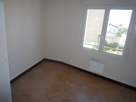 Location appartement Marseille 7ème (13007) - Photo 2