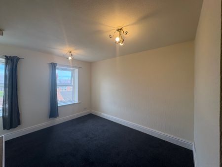 Flat 8, 224-226, Hornby Road, Blackpool - Photo 2