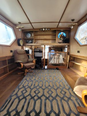 1 Bed House Boat, Rope St, SE16 - Photo 1