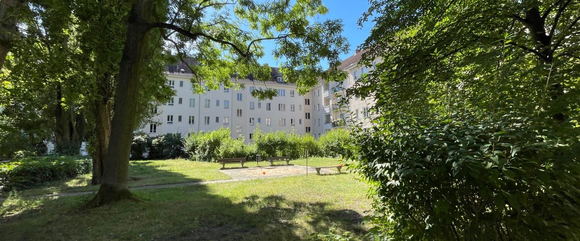 Steglitzer Altbau mit Balkon - Foto 1