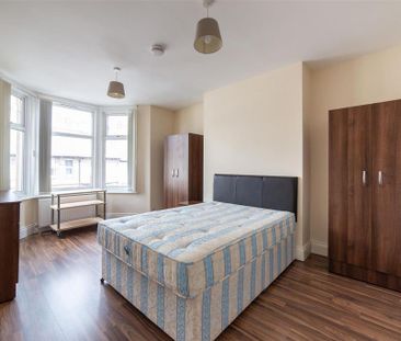 4 bedroom maisonette to rent - Photo 4