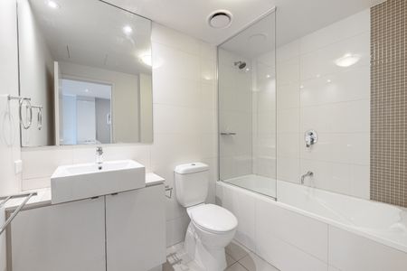 15/2-4 William Street, Murrumbeena VIC 3163 - Apartment For Rent | Domain - Photo 4