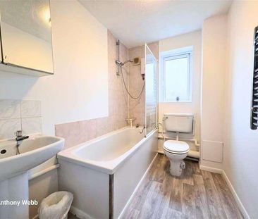 Leigh Hunt Drive, Southgate, N14 - Photo 6