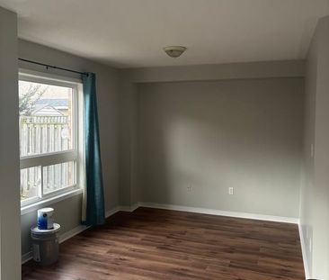 For Lease - 26 Tanglemere Crescent, Brampton, Ontario - Photo 3