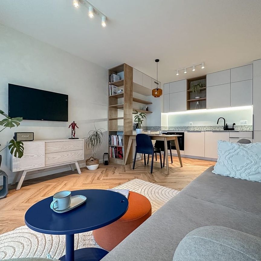 Wykończone 3 pokoje, balkon, garaż, komórka 56.45 m² - Photo 1